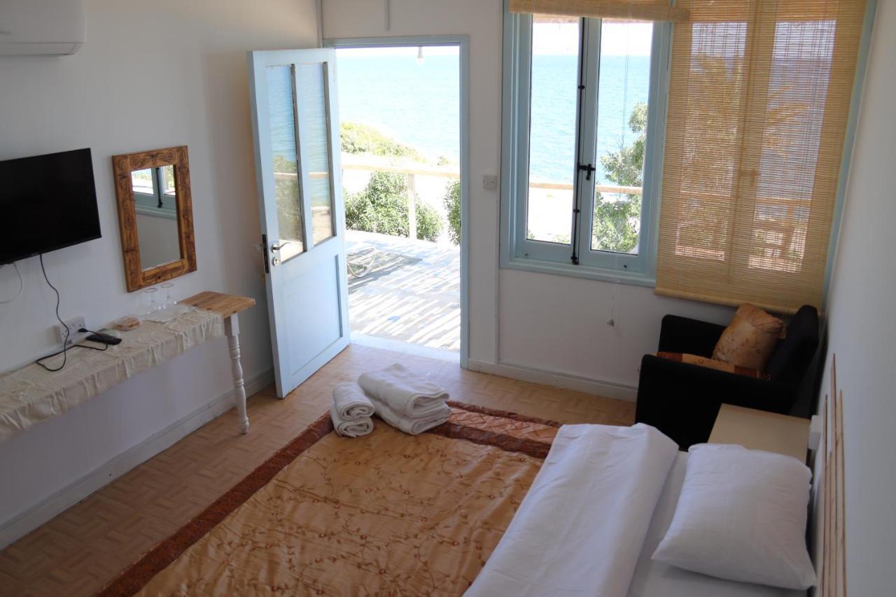 Summer Dream Cyprus Couette-café Maroni